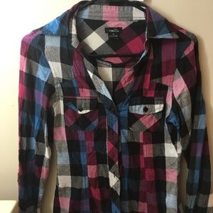 Rue 21 Plaid light weight long sleeve.